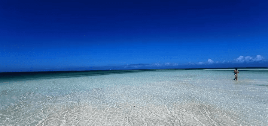 Cayo Blanco Catamaran Trip
