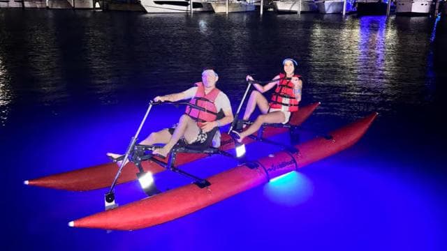 San Juan: LED Night Tour Chiliboat Waterbike, Condado Lagoon - Photo 3 (Gallery view)