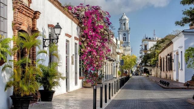 Santo Domingo Colonial City Tour Full Day with Lunch