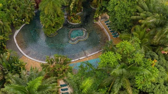 ARENAL VOLCANO BALDI HOT SPRINGS & LA FORTUNA WATERFALL