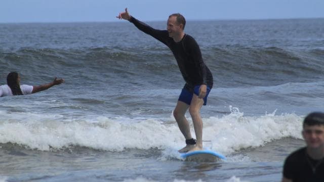Tamarindo: Surf Lesson with a Local Instructor