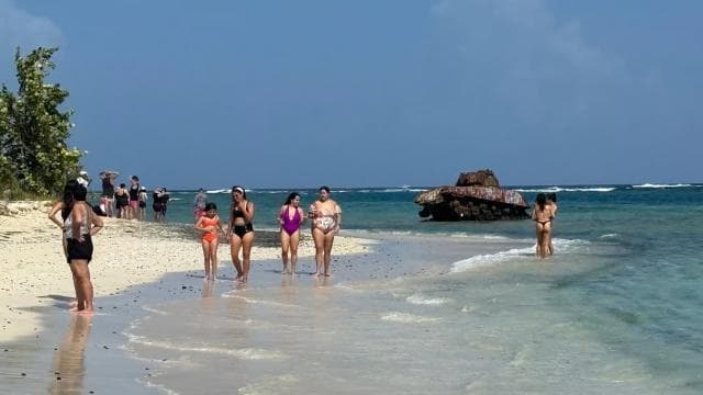 San Juan, PR: Culebrita Island Day Trip with Snorkeling