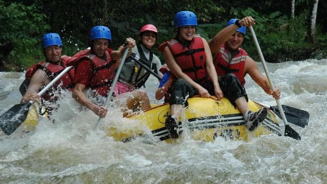 From La Fortuna: Zip-Line and Rafting Adventure - Photo 3 (Gallery view)