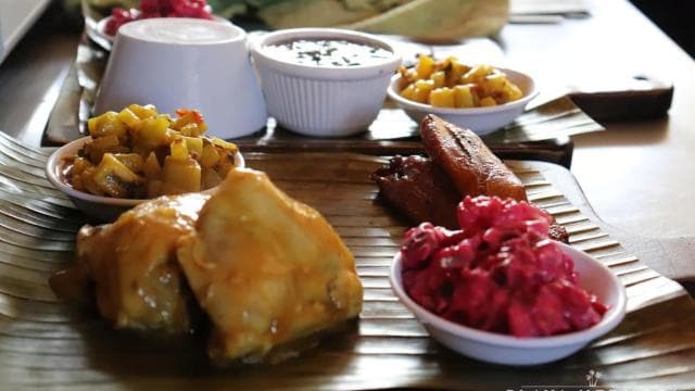 From Jaco: Monkey Encounter with Local Cuisine Experience - Dominican Republic
