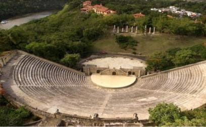 Private: Cigar Tour, Altos de Chavón, and Maravillas Caves