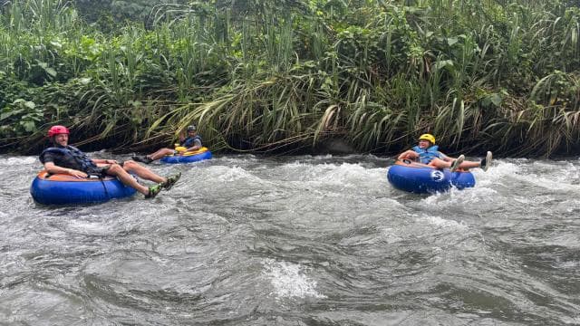 La Fortuna: Arenal River Tubing Adventure