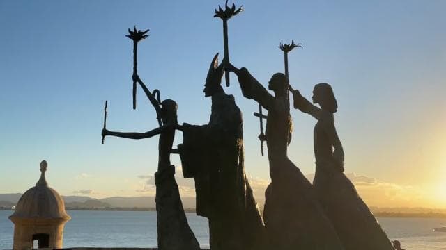 San Juan: Old Town Sunset Walking Tour
