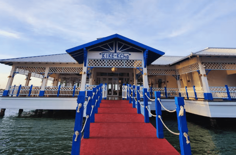 Sunset Yacht Cruise + Dinner at Kike-Kcho Restaurant