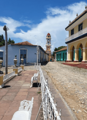 Cienfuegos, Santa Clara & Trinidad Tour