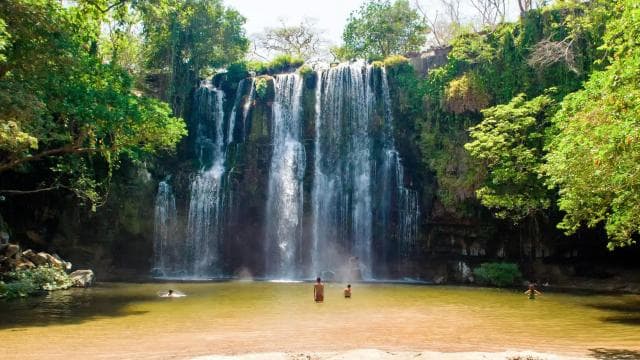 Tamarindo: Celeste River and Llanos de Cortez Waterfall - Photo 2 (Gallery view)