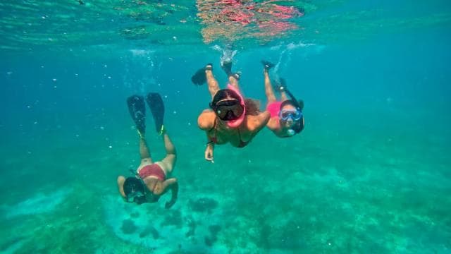 Fajardo: Snorkeling Boat Tour with Snacks and Drinks - Dominican Republic