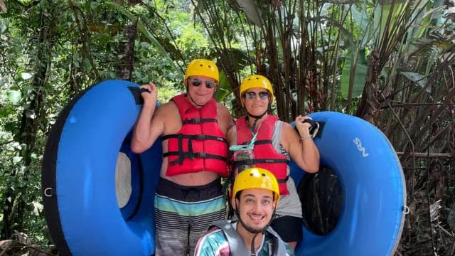 Río Celeste Tubing – Guided Adventure with Natural Pools - Photo 5 (Gallery view)