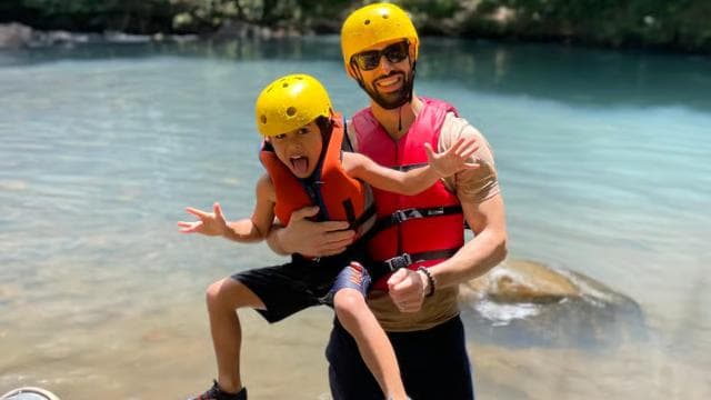 Río Celeste Tubing – Guided Adventure with Natural Pools