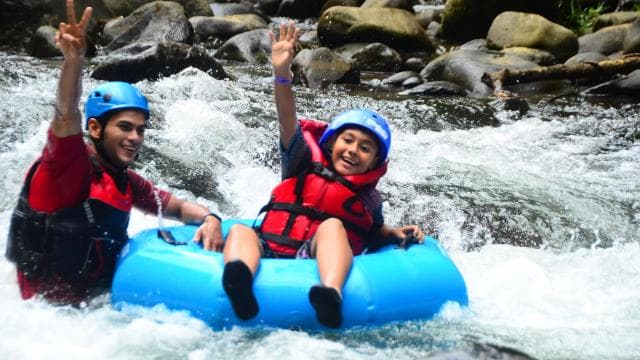 La Fortuna: aventura en tubing por aguas bravas del río Arenal - Photo 4 (Gallery view)