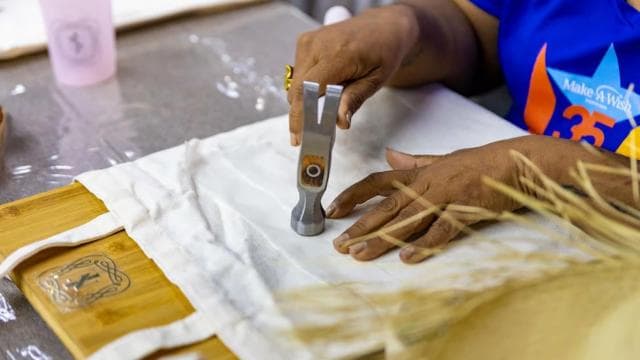 San Juan: Floral Design Workshop with a Local Artist