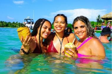 Punta Cana: Party Boat with Snorkeling, Booze And Hip Hop