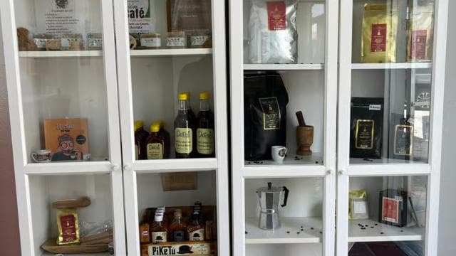 San Juan : Ciales coffee museum and shop tour