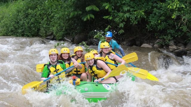 La Fortuna: White Water Rafting Class V - Photo 4 (Gallery view)