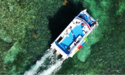 Punta Cana: Party Boat with Open Bar and Snorkeling - Photo 4 (Gallery view)