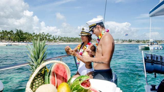 Party Boat - Booze Cruise Punta Cana - Dominican Republic