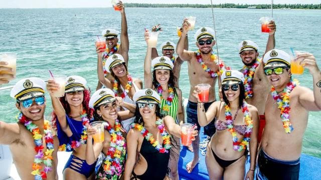 Punta Cana: Catamaran Boat Party with Unlimited Drinks