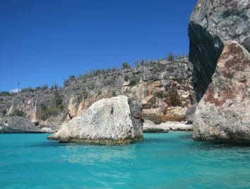 Bahía de las Aguilas: Tekneyle Günübirlik Plaj Gezisi - Photo 2 (Gallery view)