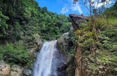 Jarabacoa: Private Baiguate Waterfall Horseback Riding Tour