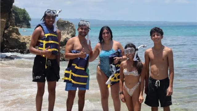 Puerto Rico: Cueva del Indio, Waterfalls, & Beach Tour