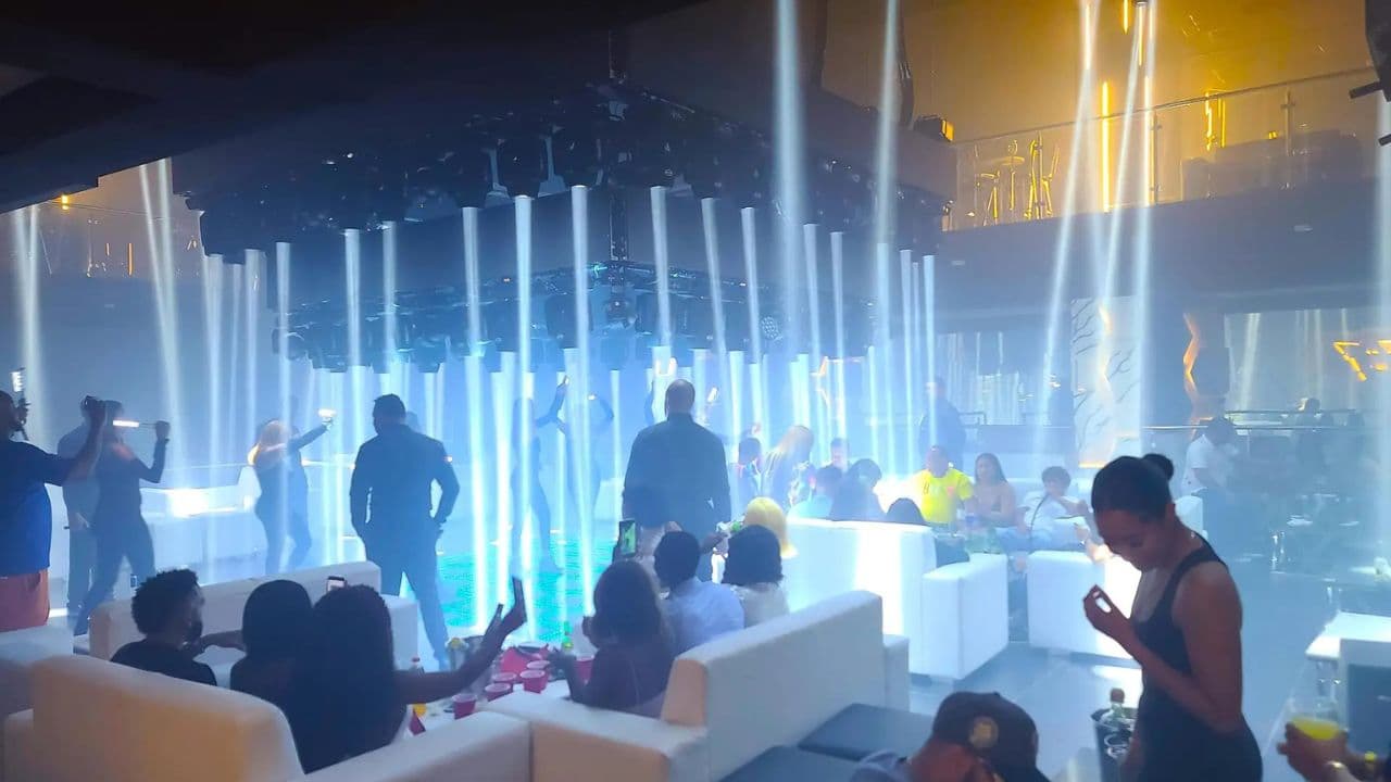 Sosúa'nın resmi gece hayatı eğlence turu - Photo 3 (Gallery view)