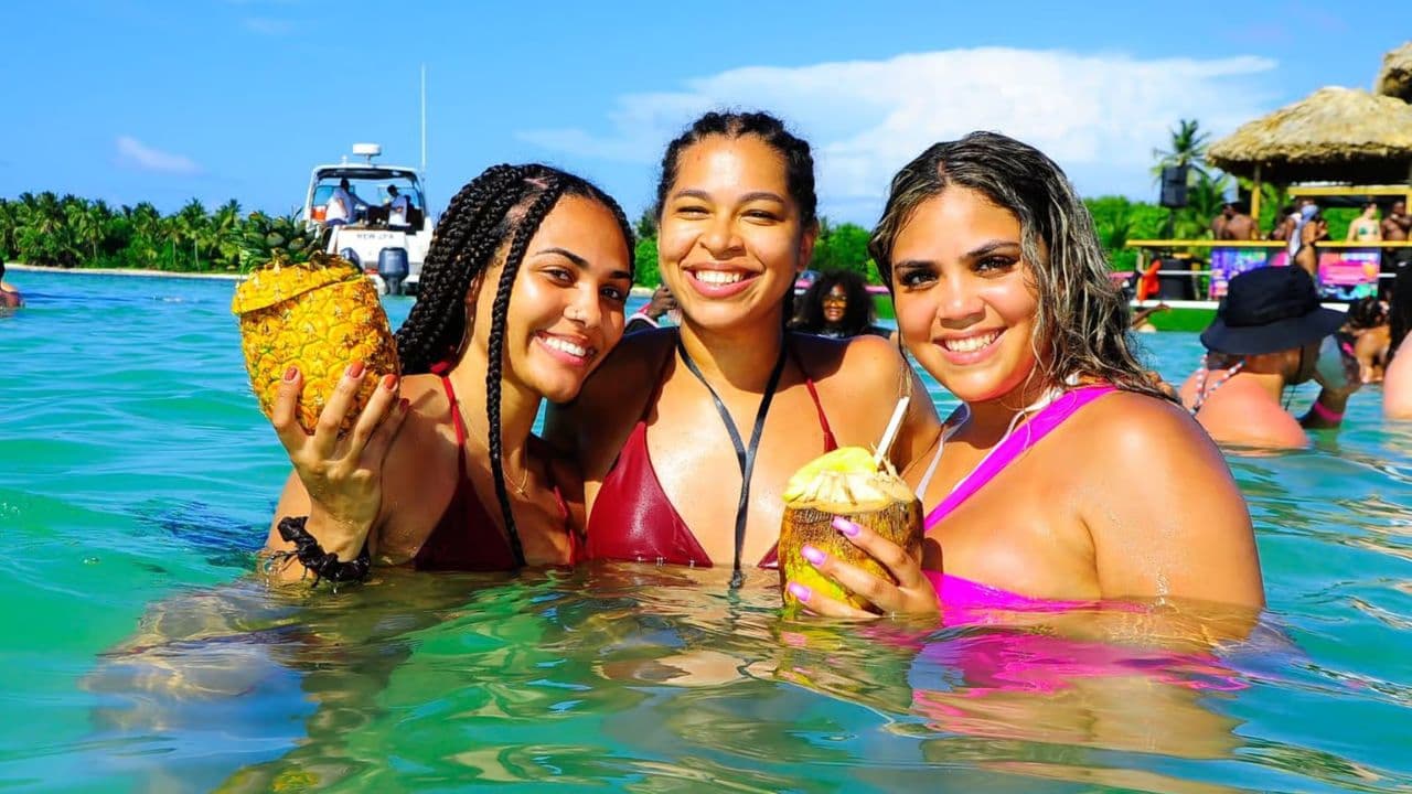 PARTY BOAT WITH OPEN BAR CATAMARAN CRUISE PUNTA CANA
