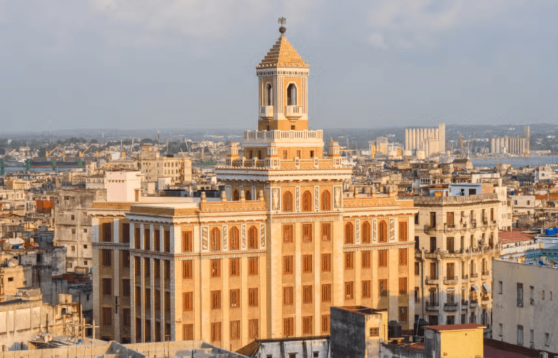 Havana Walking Tour - Photo 2 (Gallery view)