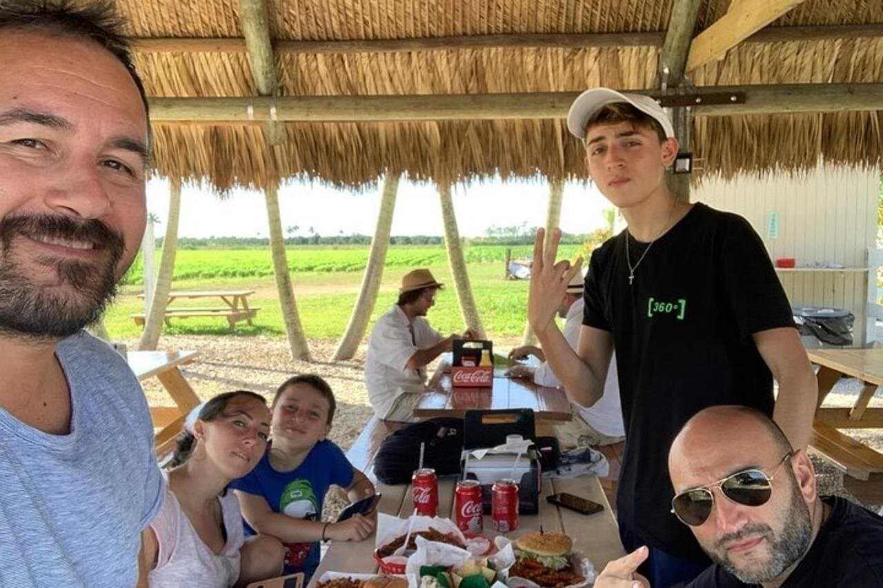 Miami : Little Havana Private Walking Tour with a Guide