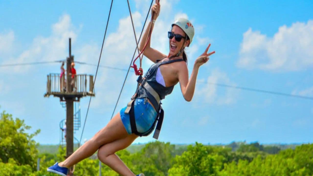 Zipline Montaña Redonda Tour