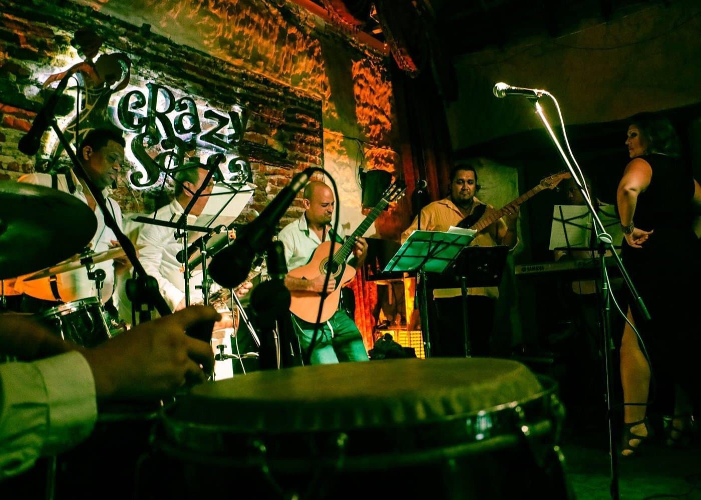 Salsa Tour in Cartagena with admission Ticket to Café Havana - Photo 4 (Gallery view)