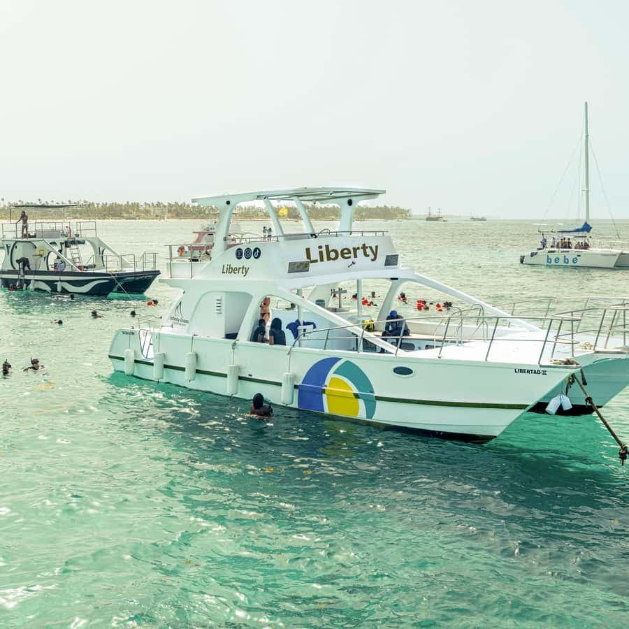 Punta Cana Private Catamaran with Snorkeling & Natural Pool