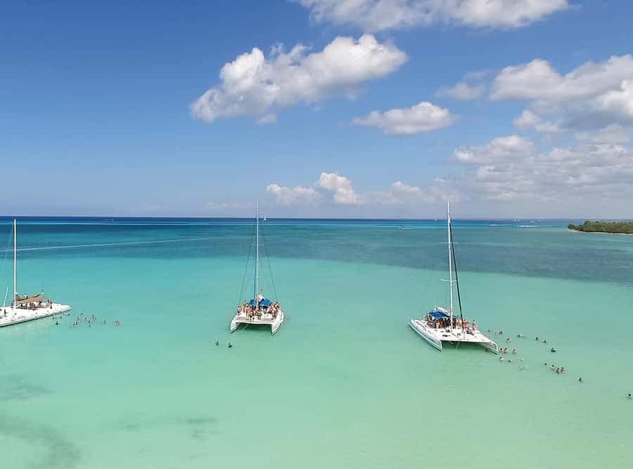 Punta Cana: Saona Island Boat Trip with Lunch