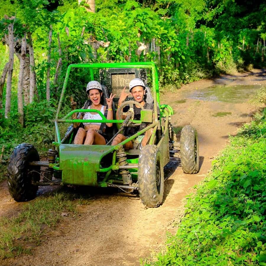 Punta Cana: Jungle Safari Zipline, Buggies and Horse Riding