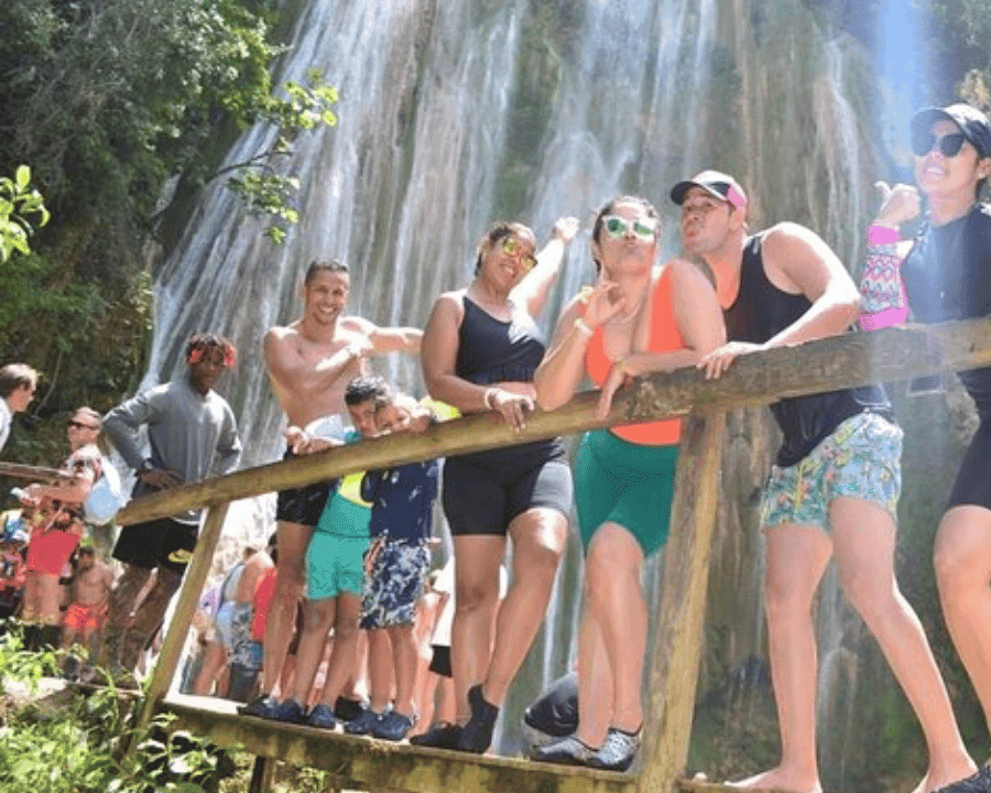 Samana: Cayo Levantado, Isla Bacardí y la Magnífica Cascada