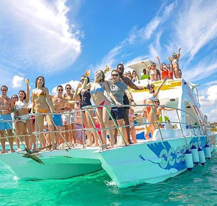Party Boat in Punta Cana: Music, Drinks and Fun