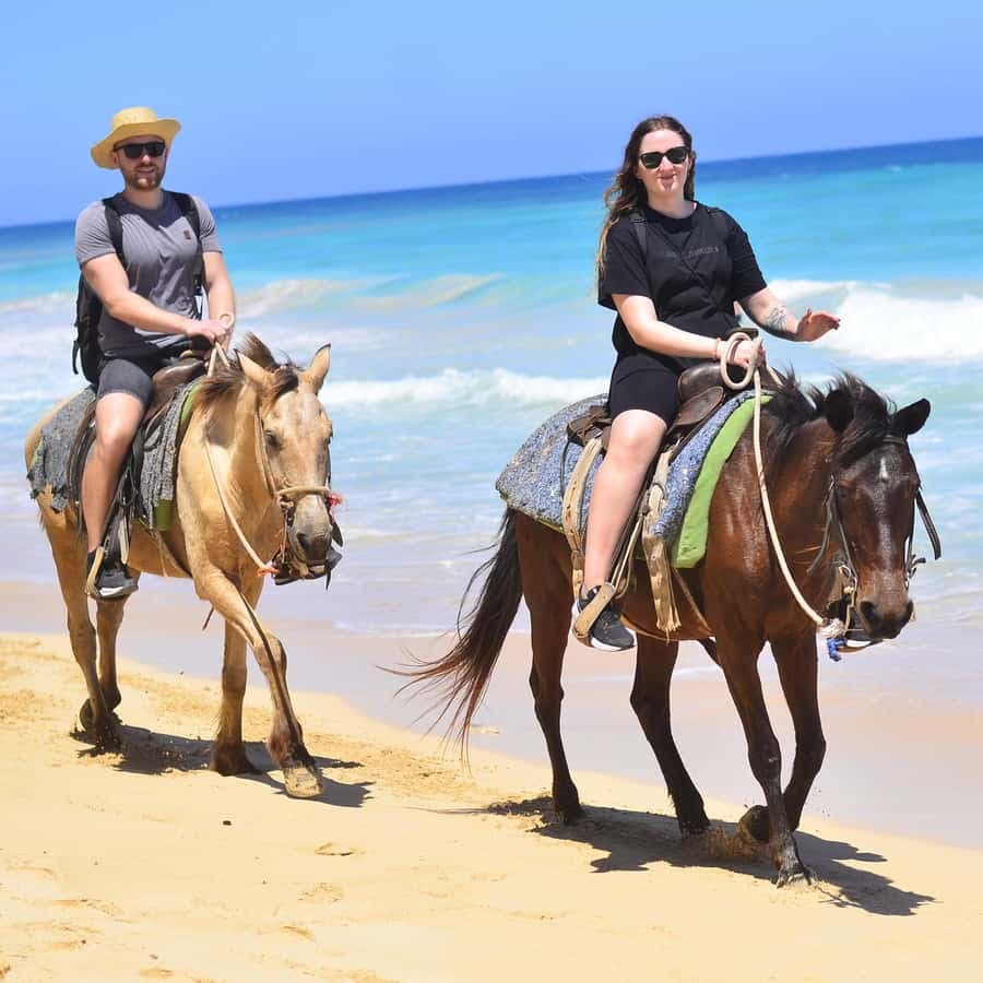 Punta Cana: Macao Beach & Forest Horseback Riding Tour