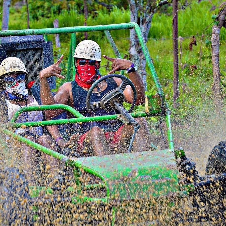 Full Pack Buggies + Horses + Zip Line + Food in Punta Cana