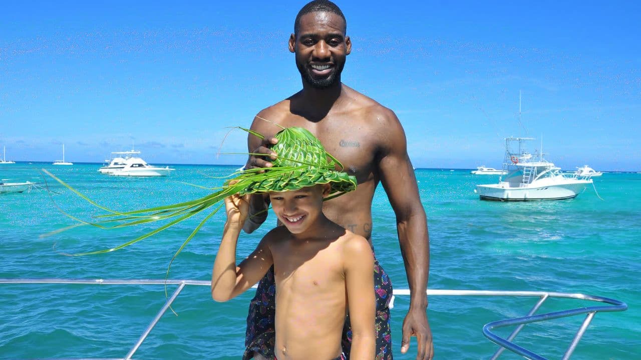 Punta Cana: Catamaran Tour with Open Bar and Reef Snorkeling