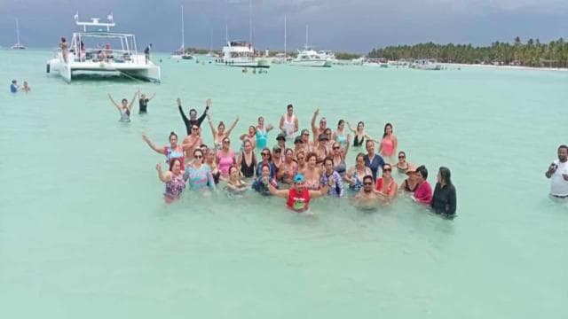 Punta Cana: Saona Island Tour with Lunch and Drinks