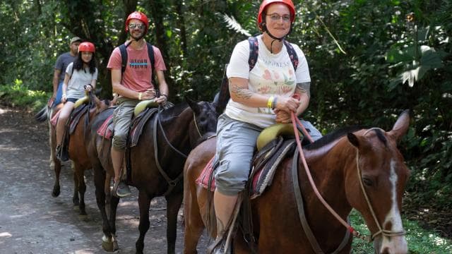 La Fortuna: Horseback Ride La Fortuna Waterfall w/Pick-up