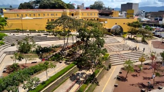 San Jose : Must-See Sites Walking Tour With A Guide