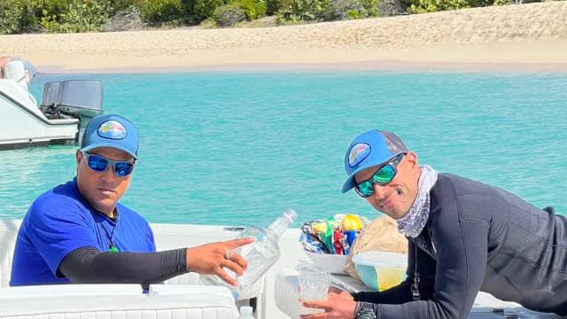 From Fajardo: Snorkeling and Beach Day in Culebra