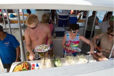 Puerto Plata: Sosúa Catamaran Day Trip with Lunch and Drinks