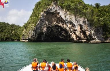 Los Haitises National Park: Boat and Walking Tour with Lunch