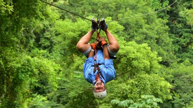 Jaco Beach: Zip-lining, Horseback Tour Combo