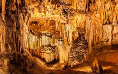 Private: Cigar Tour, Altos de Chavón, and Maravillas Caves